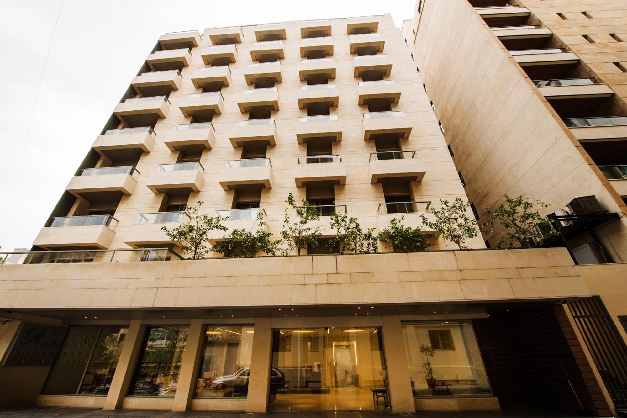 The Parisian Hotel Beirut Eksteriør bilde
