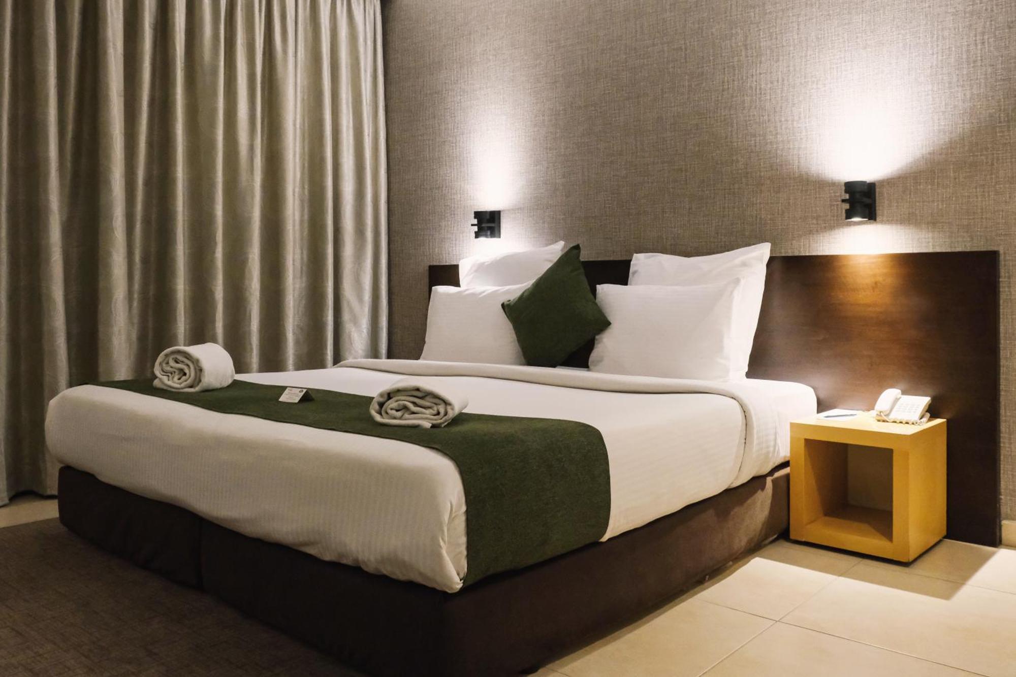 The Parisian Hotel Beirut Eksteriør bilde