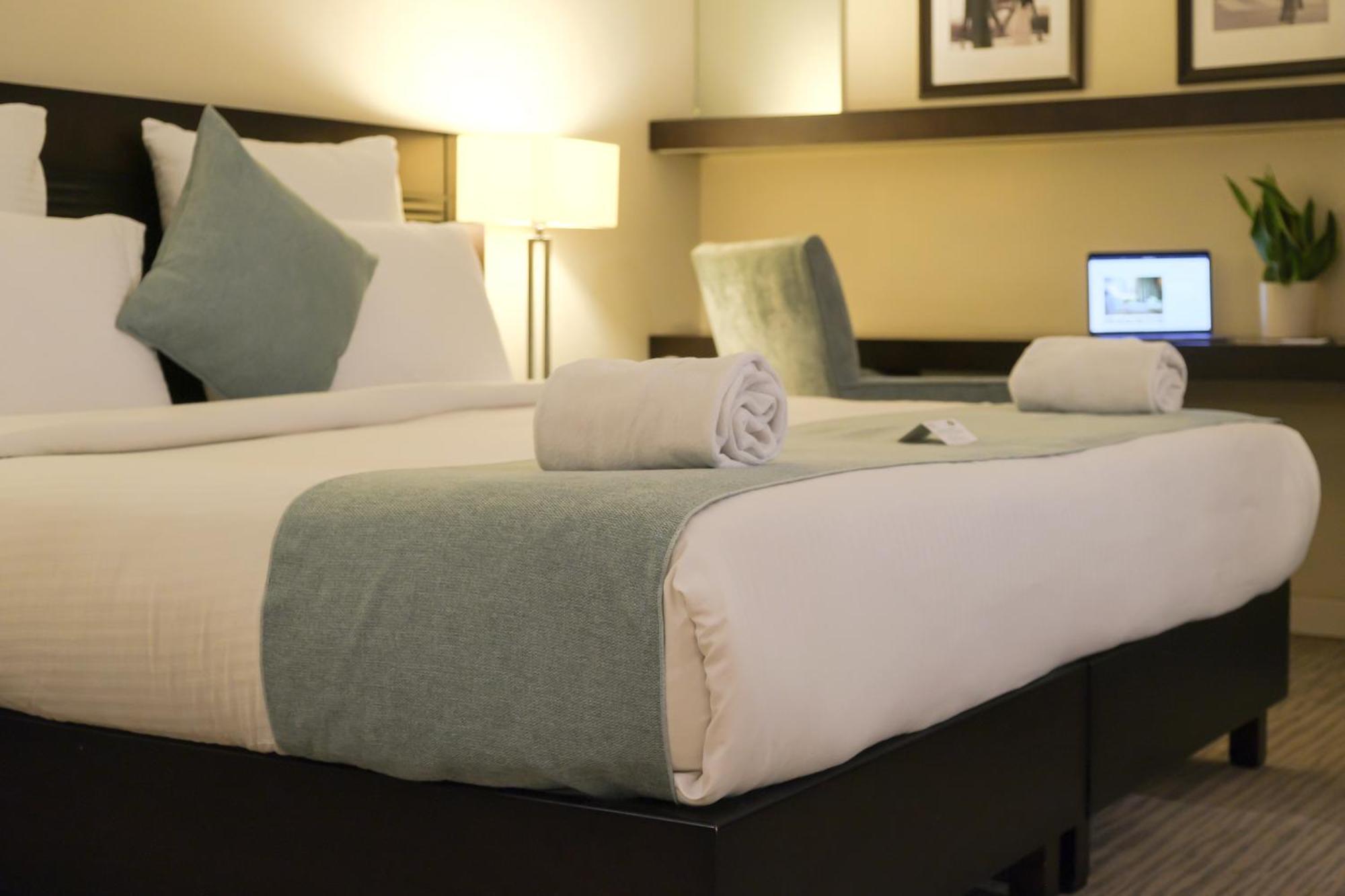 The Parisian Hotel Beirut Eksteriør bilde