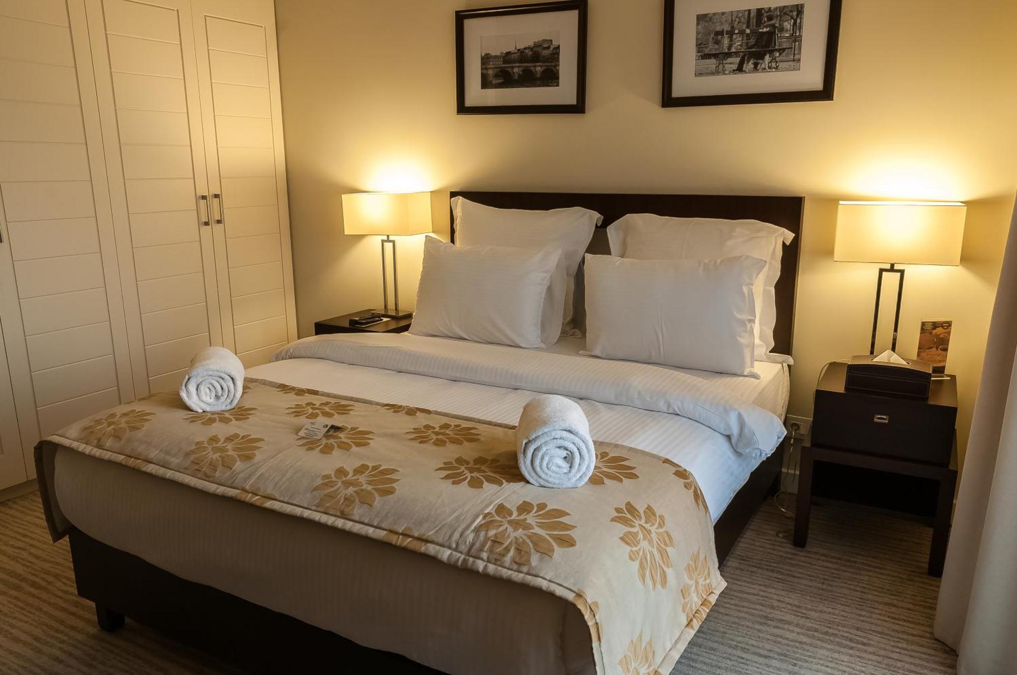 The Parisian Hotel Beirut Eksteriør bilde