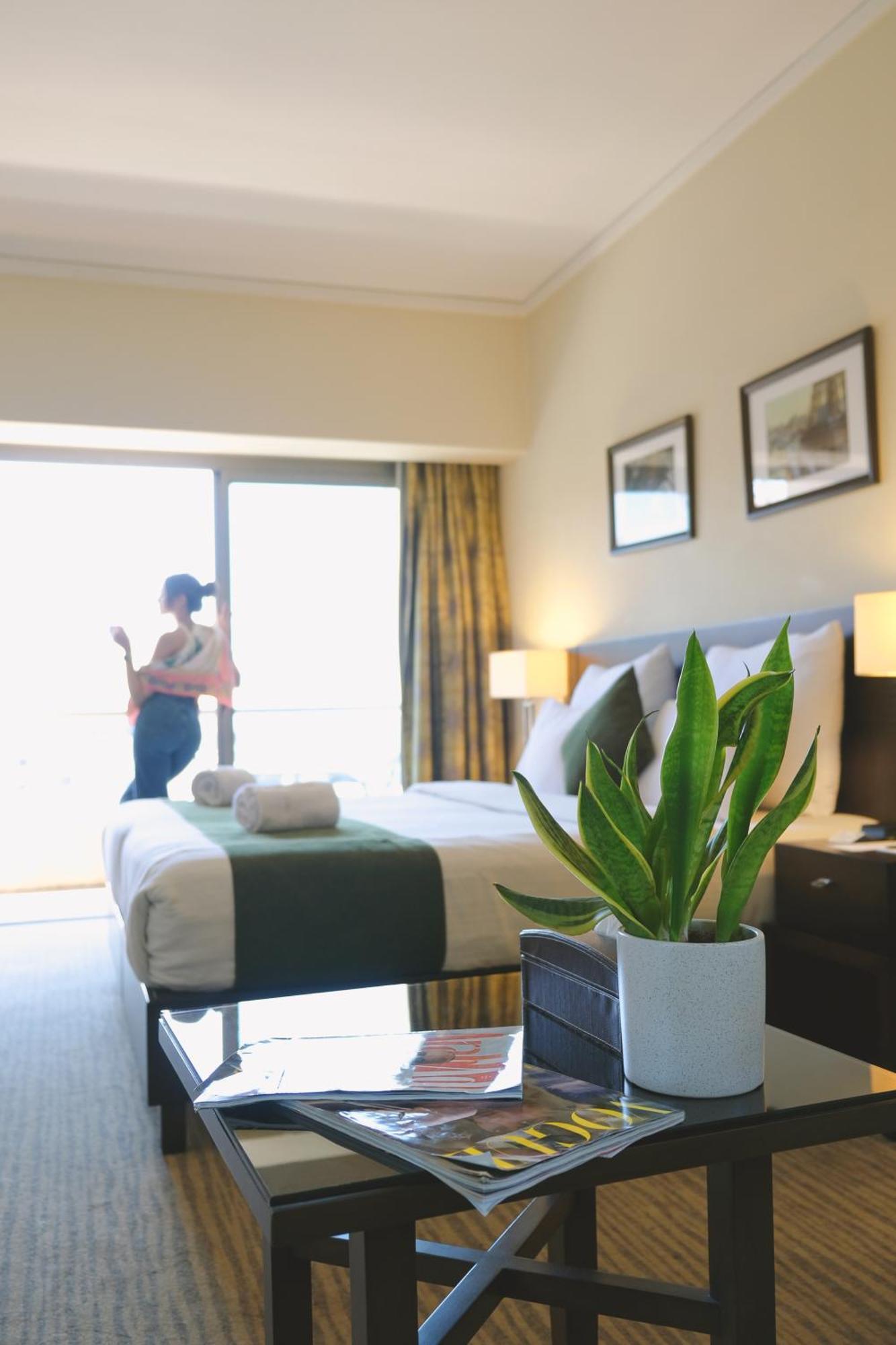 The Parisian Hotel Beirut Eksteriør bilde